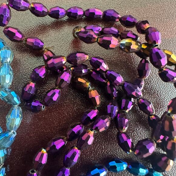 315 beads - 4 strands of sparkling metallic jewelry making craft beads - Picture 5 of 7